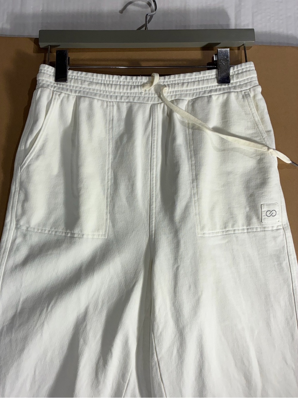 CALIA HIGH RISE CROPPED PANT - Picture 4 of 15